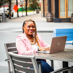 Meet your Posher, Tyesha